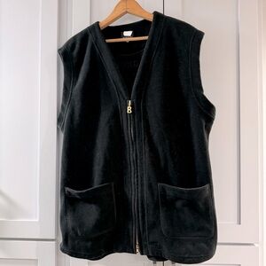 Bogner Men’s size 42 XL Black Zip Up V-Neck Fleece Vest Embroidered Logo on Back